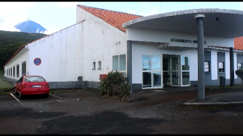 Imagem de Primeiro dia do ano: Centro de Saúde de São Roque do Pico sem médico