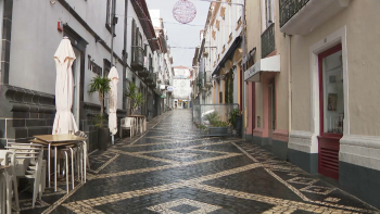 Imagem de Trocas de prendas de Natal começaram hoje