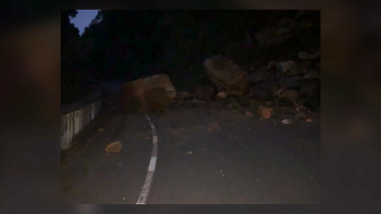 Imagem de Estrada Regional no Pico temporariamente encerrada à circulação devido a derrocada