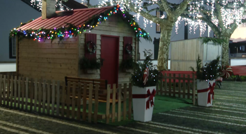 Imagem de Iluminação de Natal na Madalena do Pico