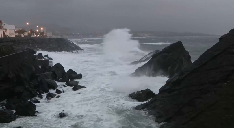 Imagem de Mau tempo a chegar aos Açores