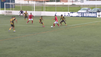 Imagem de Santa Clara B derrota Desportivo Lajense por 6-0
