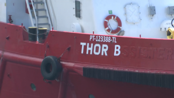 Imagem de Com atraso de mais de duas semanas, Navio Thor atracou hoje no Corvo
