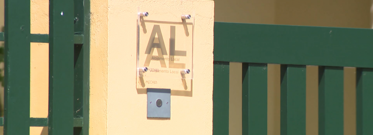 Imagem de Associação do Alojamento Local defende revisão da portaria que rege a atividade