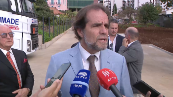 Imagem de Subsídio Social Mobilidade: Albuquerque critica Primeiro-ministro e diz que as mudanças são questões políticas