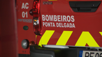 Imagem de Sindicato de Bombeiros Profissionais e Bombeiros de Ponta Delgada chegam a acordo sobre novas regalias para profissionais da corporação