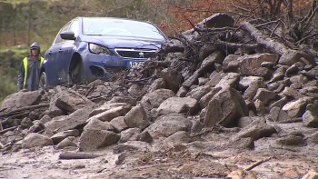 Imagem de Depressão Joseph: Inundações e estradas cortadas no continente