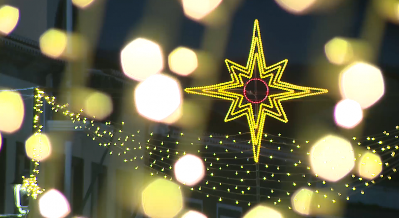 Imagem de Iluminação de Natal na Ribeira Grande