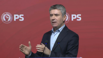 Imagem de José Luís Carneiro considera que novas regras do subsídio de mobilidade discriminam residentes nas ilhas