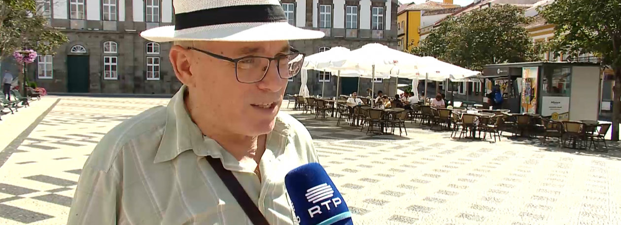 Imagem de Faleceu o artista plástico Manuel Martins