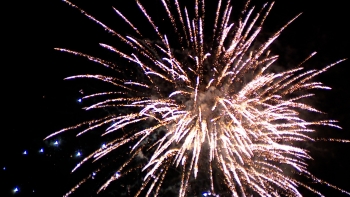 Imagem de Passagem ano Faial: Espetáculo de fogo de artifício deu as boas-vindas a 2026