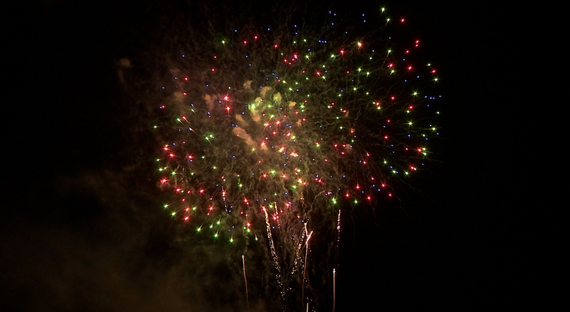 Imagem de Passagem ano Terceira: Angra e Praia fizeram festa nas ruas, hotéis e clubes