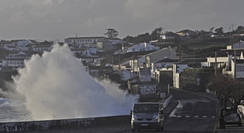 Imagem de Mau tempo: Cinco portos de pesca da Terceira e Graciosa vão ser encerrados