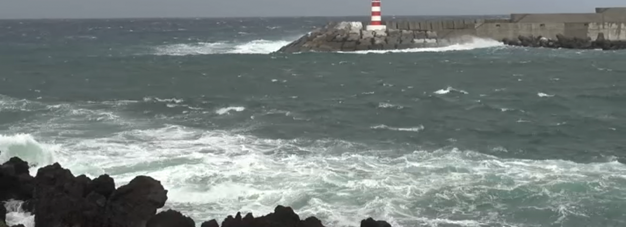 Imagem de Depressão Ingrid traz ventos fortes e agitação marítima aos Açores