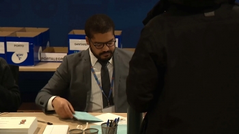 Imagem de Presidenciais 2026: Emigrantes já estão a votar antecipadamente para a segunda volta