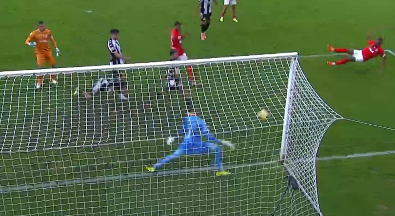 Imagem de Primeira Liga: Santa Clara empata com o Nacional da Madeira