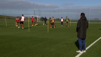 Imagem de Santa Clara recebe esta tarde o Famalicão