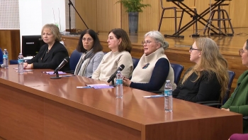 Imagem de Mulheres na Ciência: EBI de Angra celebra data com intervenção de várias mulheres da ciência