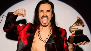 Imagem de Nuno Bettencourt vence Grammy na categoria Melhor Atuação Rock