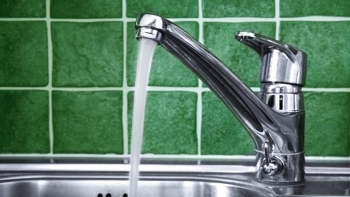 Imagem de Água imprópria para consumo em 5 freguesias de Vila Franca do Campo