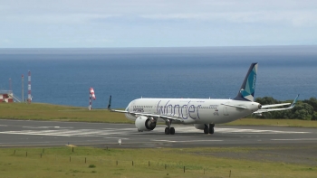 Imagem de Governo aprova encargos do serviço público aéreo nos Açores com consórcio SATA/TAP