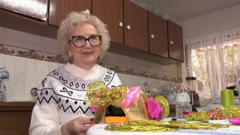 Imagem de Carnaval: Aos 81 anos Humberta Barcelos continua a criar e executar chapéus para o Baile D’Elas