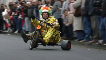 Imagem de 12ª edição da corrida de carrinhos de rolamentos no Pico