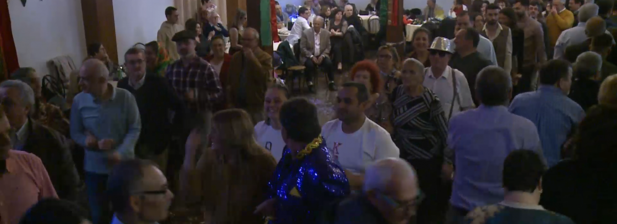 Imagem de Constrangimentos nos transportes aéreos e marítimos condicionam maior participação no Carnaval da Graciosa