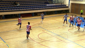 Imagem de Andebol: Sporting da Horta vence Porto B por 44-37