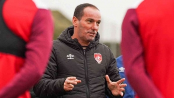 Imagem de Petit diz que Santa Clara não merecia perder frente ao Estrela da Amadora