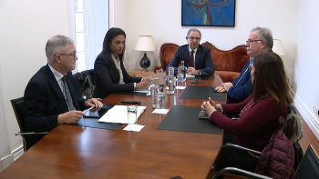 Imagem de Governo e Mesa do Conselho de Ilha de São Miguel reúnem para discutir reconstrução do HDES