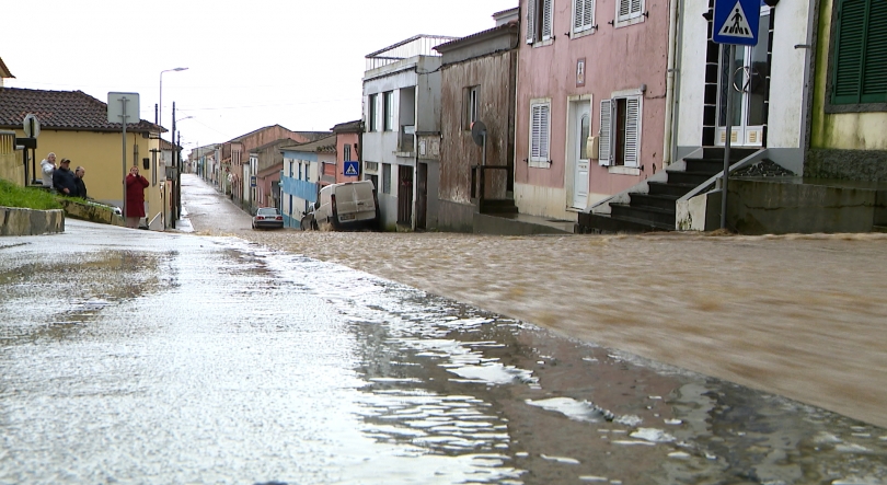 Imagem de Proteção Civil regista 13 ocorrências originadas pelo mau tempo