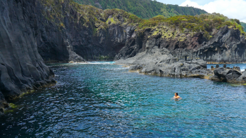 Imagem de Poça Simão Dias classificada como Monumento Natural dos Açores