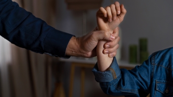 Imagem de Homem detido pelo crime de violência doméstica na Calheta