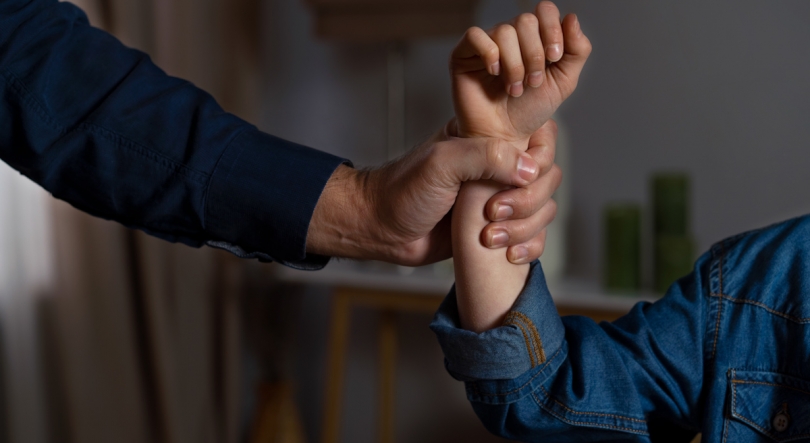 Imagem de Homem detido pelo crime de violência doméstica na Calheta