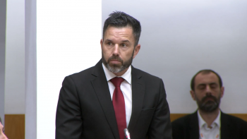 Imagem de Parlamento aprova aumento de potência na motorização de embarcações de pesca local por questões de segurança