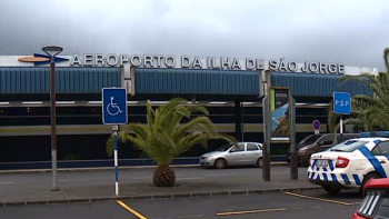 Imagem de Equipamento raio-x no Aeroporto de São Jorge deverá ser instalado em abril