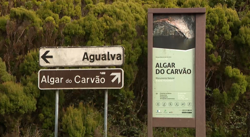 Imagem de Algar do Carvão: Associação ‘Os Montanheiros’ anuncia reabertura condicionada do monumento natural