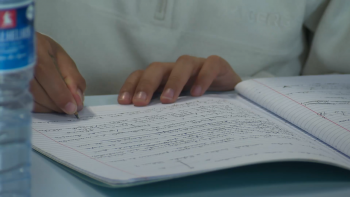 Imagem de Governo vai reforçar cursos de Português para dar resposta a centenas de pessoas em lista de espera