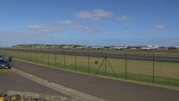Imagem de Intensificam-se os movimentos militares na Base das Lajes