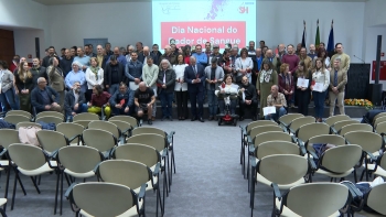 Imagem de HDES homenageia centenas de dadores de sangue com a entrega de medalhas e diplomas