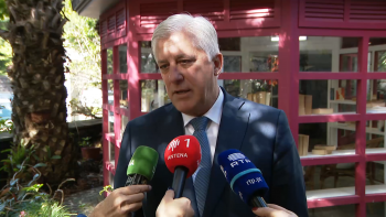 Imagem de Decisão final sobre privatização da Azores Airlines pode ir a Conselho do Governo quarta-feira