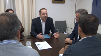 Imagem de PS defende que Governo faça um plano de pagamentos aos fornecedores