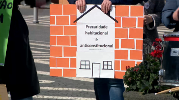 Imagem de Casa para Viver: Manifestação em Ponta Delgada pelo direito à Habitação