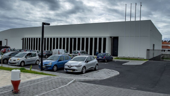 Imagem de Frio nos Açores: Câmara de Ponta Delgada abre Pavilhão Carlos Silveira a pessoas em situação de sem-abrigo