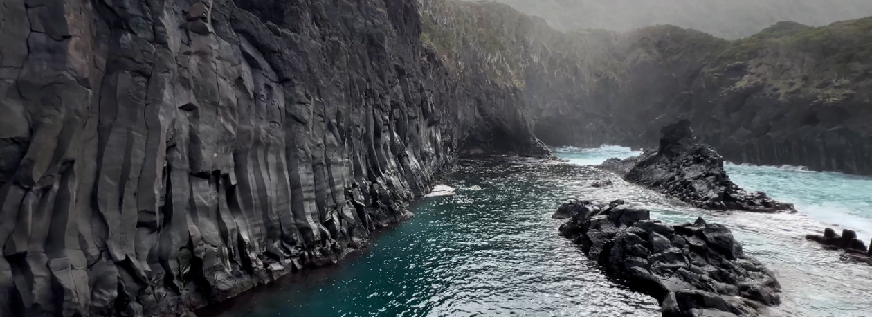 Imagem de São Jorge: Poça Simão Dias assume agora designação de Monumento Natural