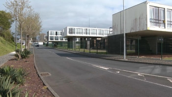 Imagem de Alunos universitários queixam-se das atuais condições da Residência Universitária