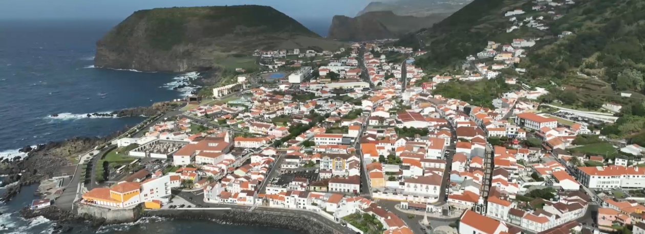 Imagem de Atrasos nos CTT preocupam Câmara das Velas de São Jorge