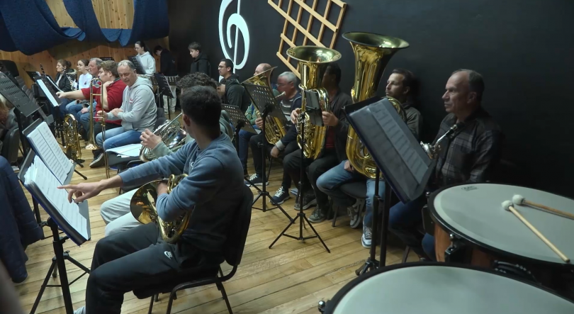 Imagem de Art Fado e Filarmónica das Doze Ribeiras sobem ao palco com o fadista Marco Rodrigues