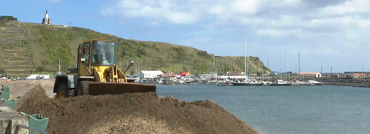 Imagem de Muralha Praia da Vitória: Candidatura aprovada para avançar com a obra